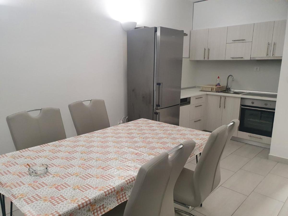 Apartman Telalovic Necujam Exterior photo